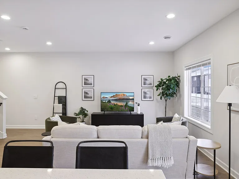 Dawes Place Townhomes — Photo 96
