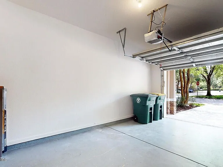5881 Moonstone Ct — Photo 22