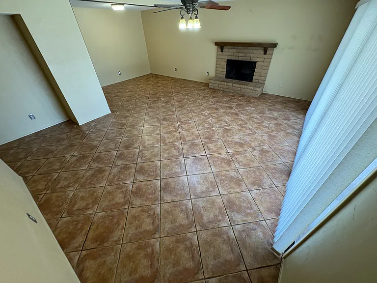 7000 N Penny Pl — Photo 6