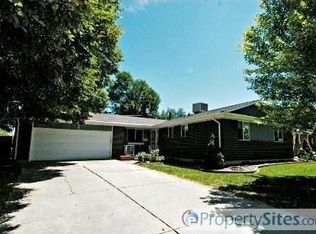 2124 S Ammons St, Lakewood, CO 80227