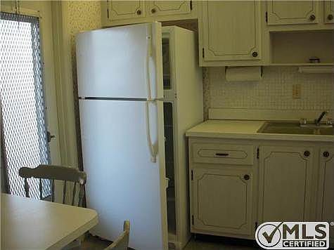 3rd image of 2615 N Garden Dr #302