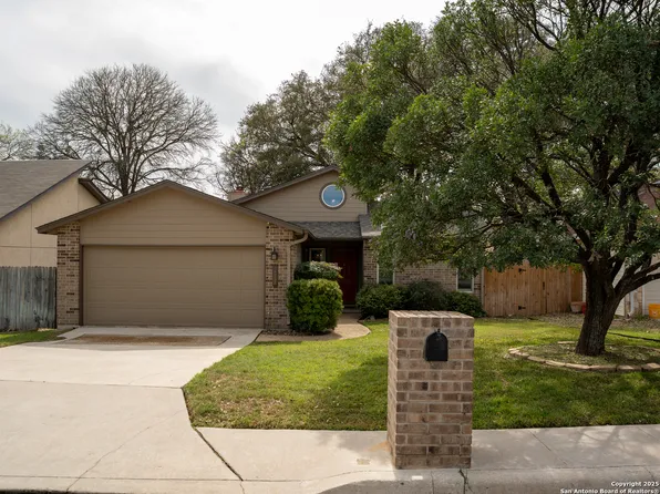 15239 bent moss, San Antonio, TX 78232