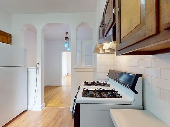 4th image of 1200 Francisco St APT 1