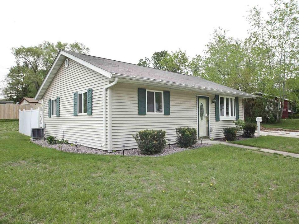 1st image of 105 Hawthorn Dr