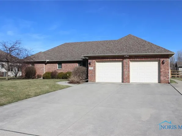 503 Quail East Dr, Oregon, OH 43616