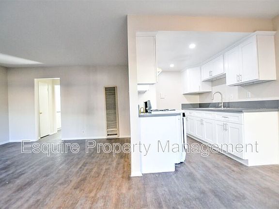 5th image of 420 W Linden Dr #5
