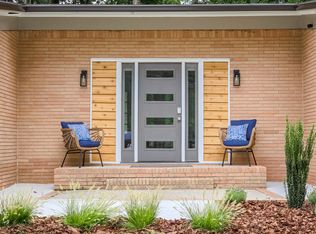 450 Kelley Dr, Fayetteville, GA 30214