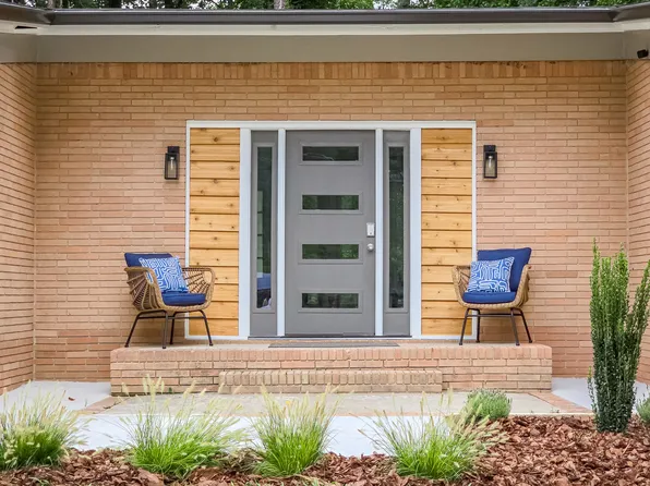 450 Kelley Dr, Fayetteville, GA 30214