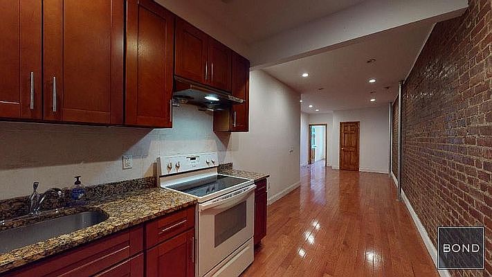 1st image of 772 9th Ave APT 3N