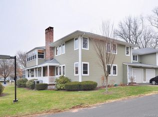 41 Windmill Spgs #41, Granby, CT 06035