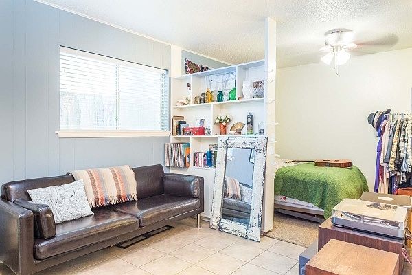 1st image of 516 E 40th St APT 205