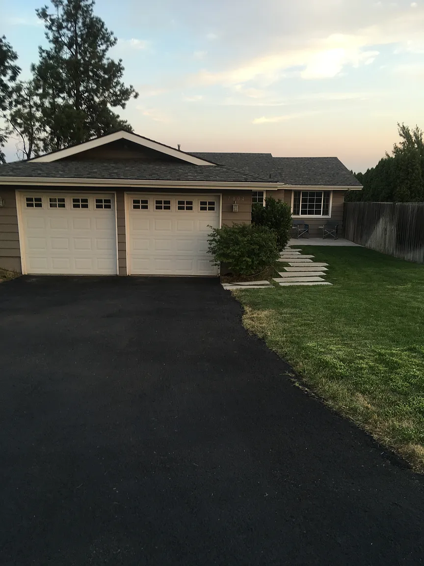 7004 Alpine Way photo 1