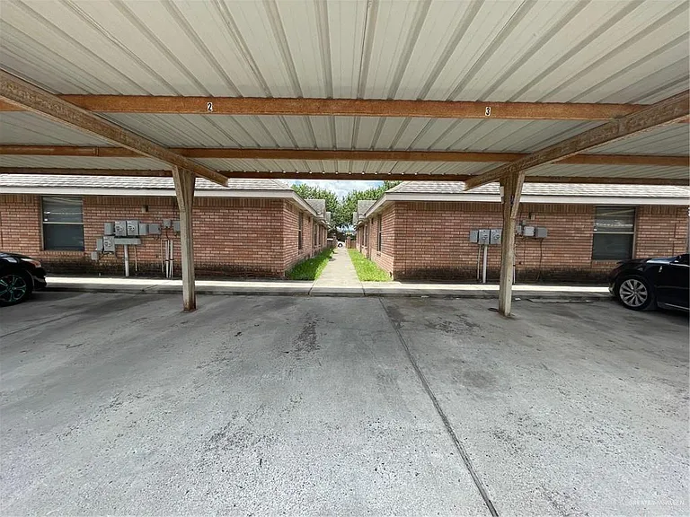 2216 N Erica St #2 — Photo 11