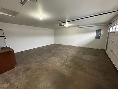 6503 Fremont Dr — Photo 4