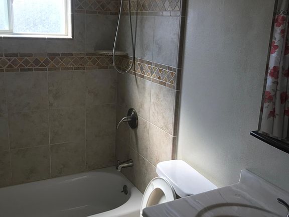 4th image of 164 Echo Ave APT 3