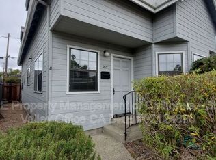 209 Park Ave, Santa Cruz, CA 95062