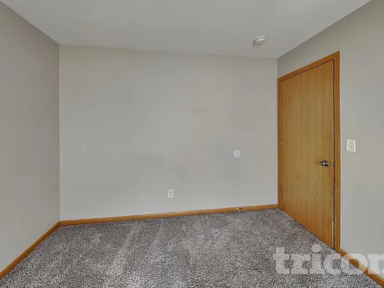 719 S Bayles Dr — Photo 9