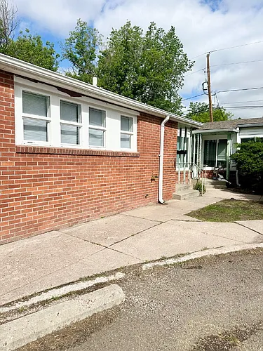716 E 17th St #C Photo 1 716 E 17th St #C Photo 1