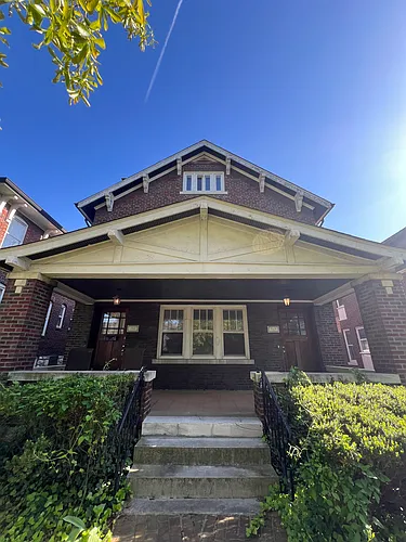 7248 Forsyth Blvd #B Photo 1