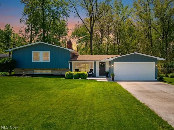 252 Habant Dr, Amherst, OH 44001