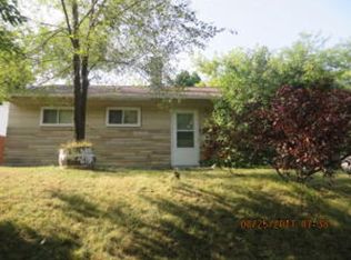 1109 Gertrude St, Waukesha, WI 53186