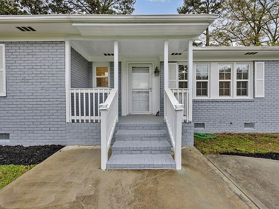 2nd image of 613 Veterans Rd