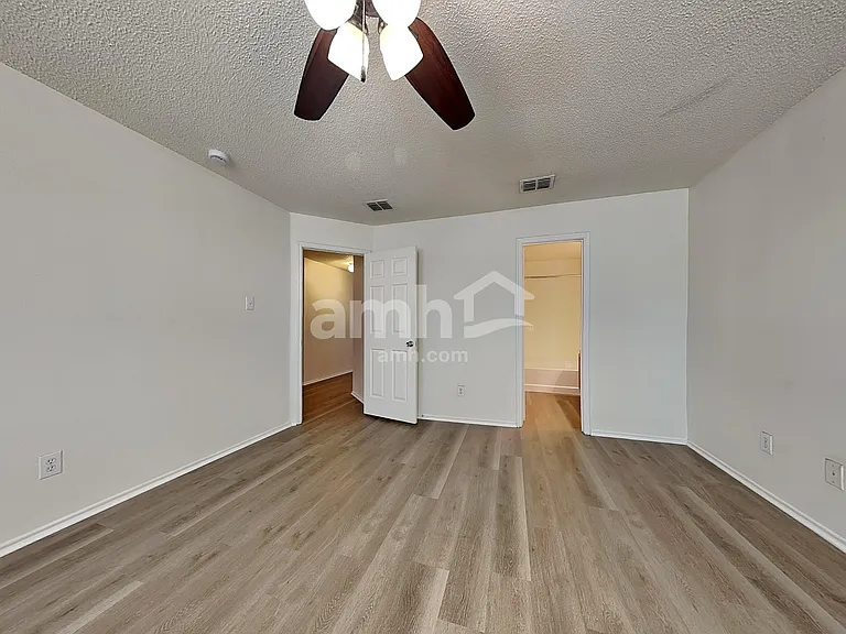 3014 Deer Ridge Dr — Photo 10