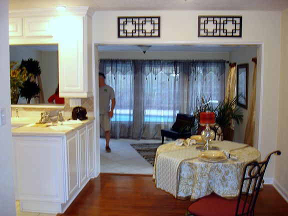 5th image of 5550 6th Ave N