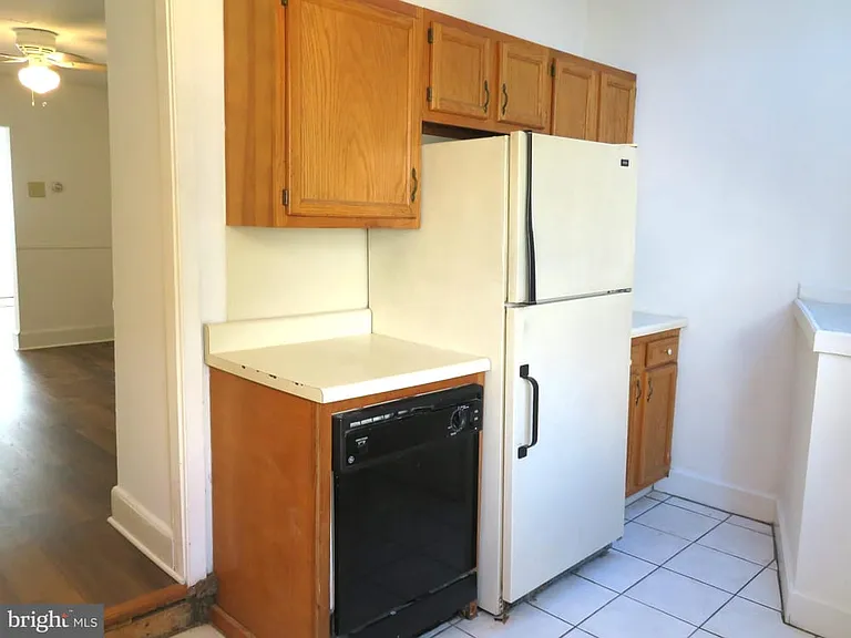 156 Grape St — Photo 8