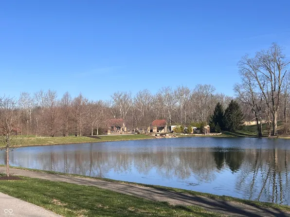 1 Woodard Blf, Zionsville, IN 46077