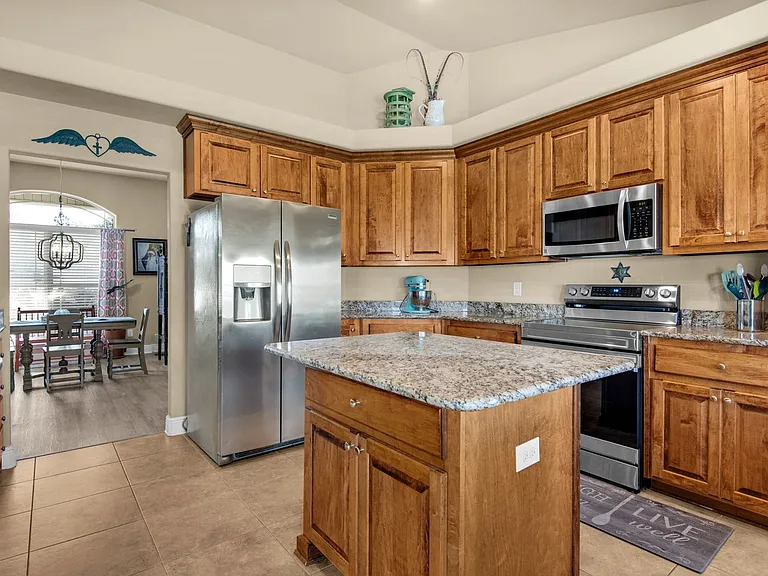 6165 Winchester Cir — Photo 12