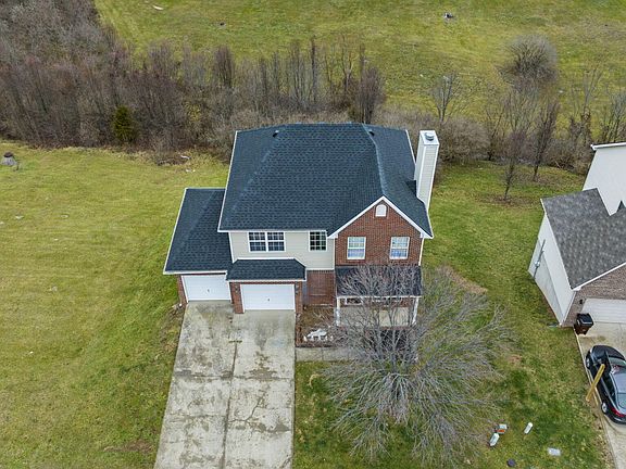 2nd image of 217 Hedgewood Ln