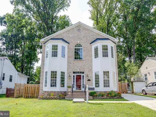 4122 Fairfax St, Fairfax, VA 22030