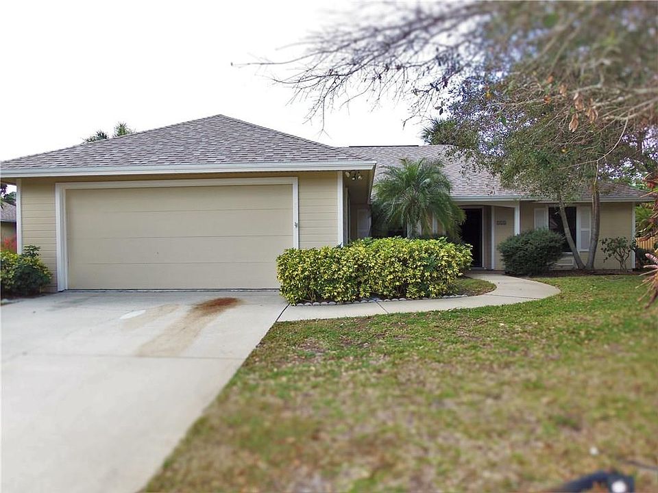 1st image of 113 39th Dr