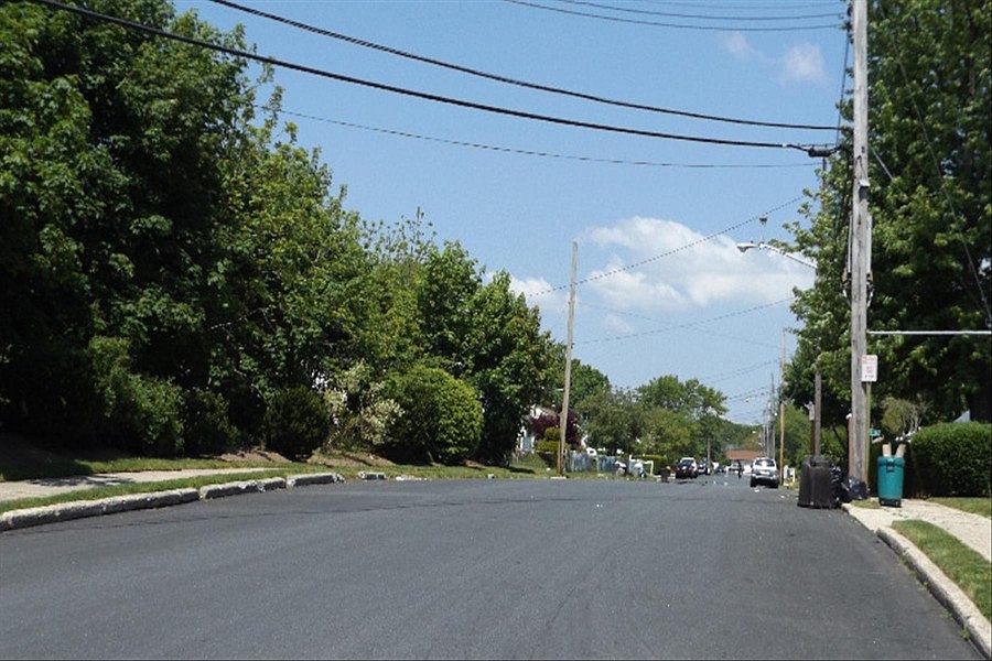 2nd image of 31 Floral Dr
