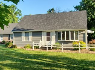 2803 Seely Ave SE, Cedar Rapids, IA 52403
