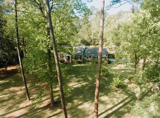 613 Pine Point Cir, Valdosta, GA 31602