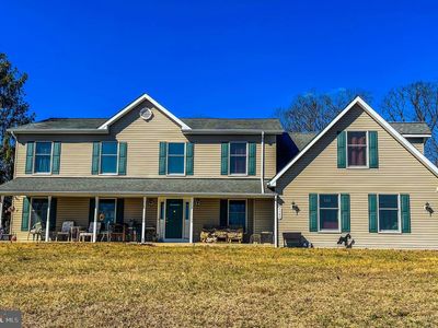 2380 Moreau Dr, Westminster, MD 21158