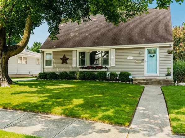 523 29th St, Rockford, IL 61108