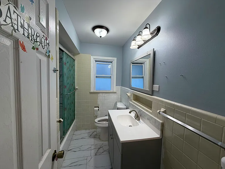 521 Burnham Rd — Photo 8