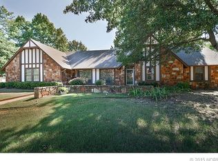8707 S Delaware Pl, Tulsa, OK 74137