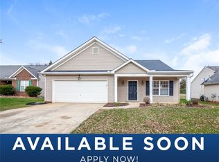 8904 Hedge Maple Rd, Charlotte, NC 28269