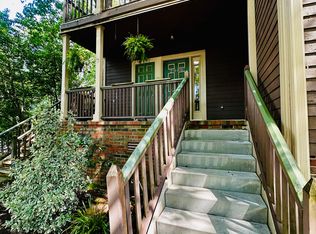 2086 Greenwood Pl SW, Huntsville, AL 35802