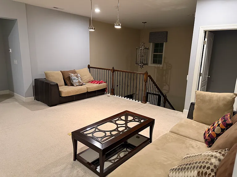 1605 Capstone Dr — Photo 28