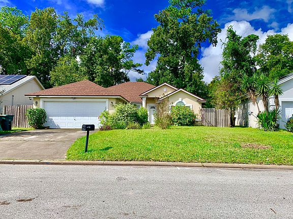 5th image of 8180 Hawks Landing Dr