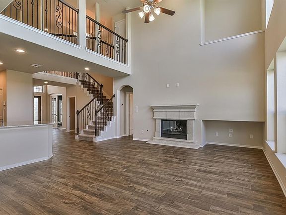 2nd image of 3901 Lupin Bush Ln