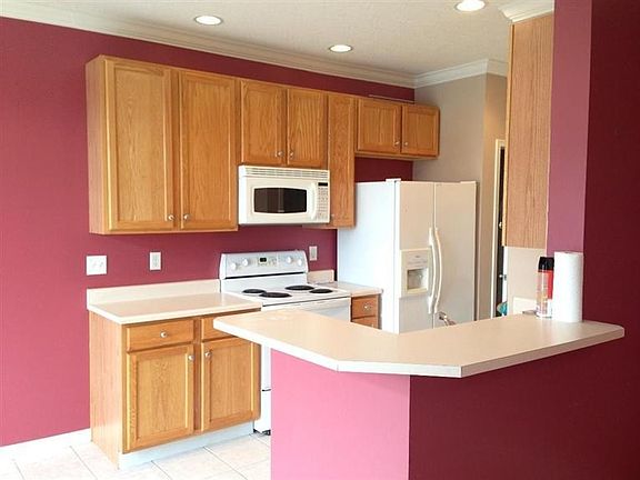 2nd image of 9224 Great Lakes Cir