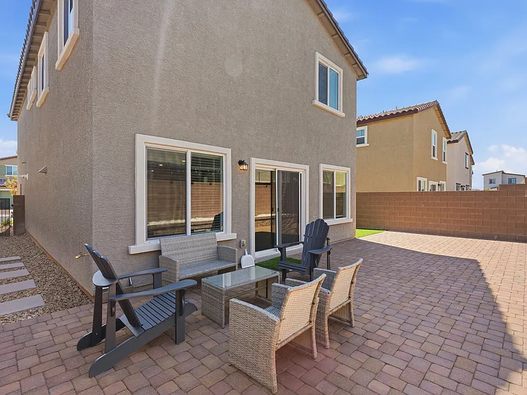 1502 Brianna Falls Dr — Photo 38