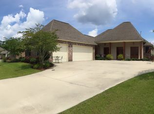 8078 Glacier Bay Dr, Denham Springs, LA 70726
