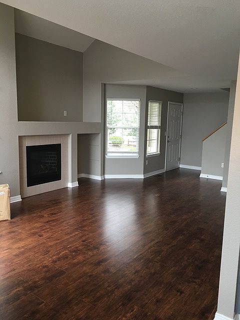 Living room with gas fireplace